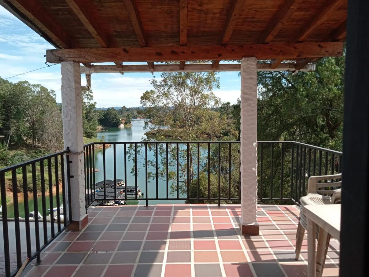 Hôtel Nuevo Mirador à Guatapé Extérieur photo